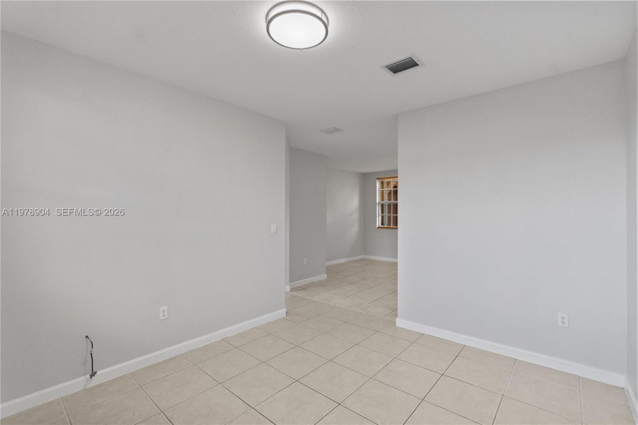 1655 NE 33rd Rd, Unit 102-4, Homestead, FL 33033 Photo