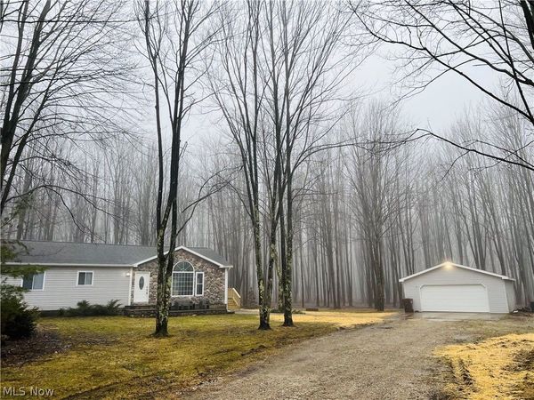 6453 Brandywine Drive, Andover, OH 44003