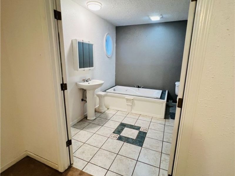 6453 Brandywine Drive, Andover, OH 44003 Photo 29