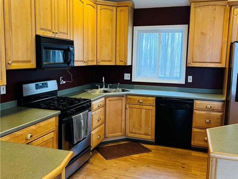 6453 Brandywine Drive, Andover, OH 44003 Photo 6