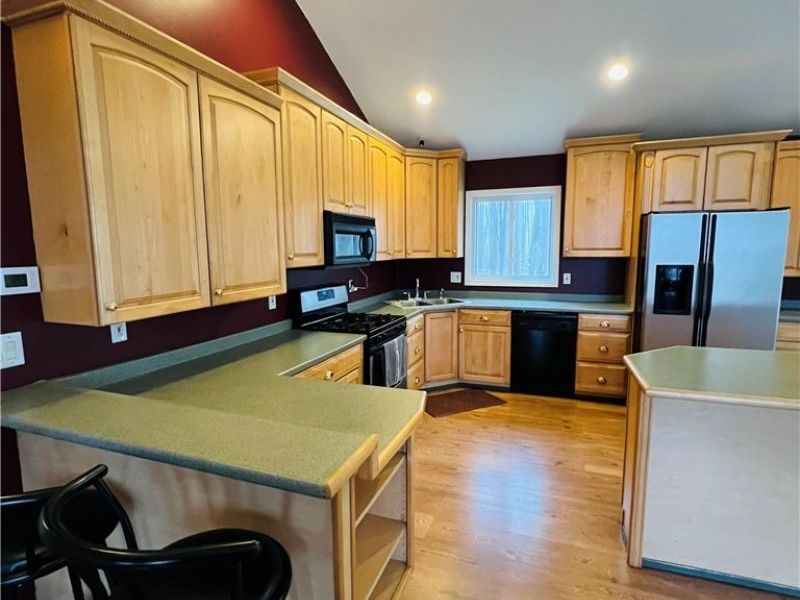 6453 Brandywine Drive, Andover, OH 44003 Photo 8