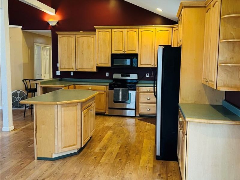 6453 Brandywine Drive, Andover, OH 44003 Photo 9