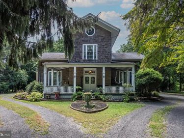 705 WOODLANE ROAD, BEVERLY, NJ 08010