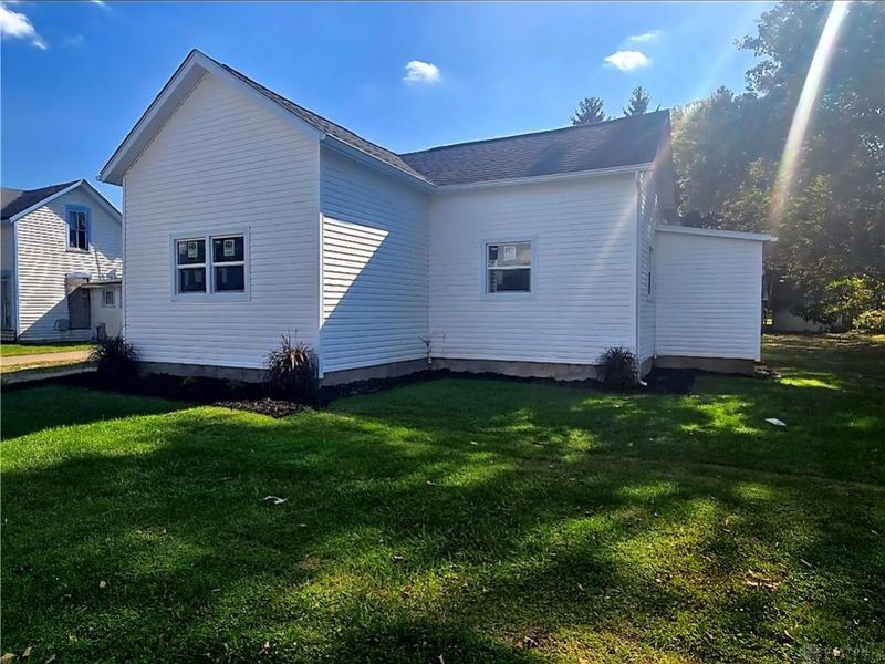 42 W Xenia Street, Jamestown, OH 45335 Photo 2