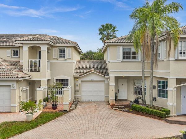 2237 NW 171st Ter , Pembroke Pines, FL 33028