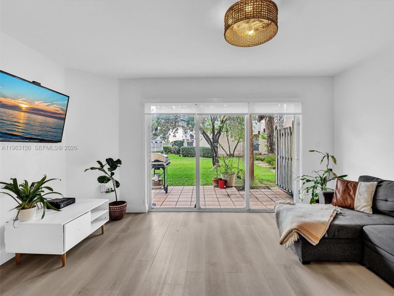 2237 NW 171st Ter , Pembroke Pines, FL 33028 Photo