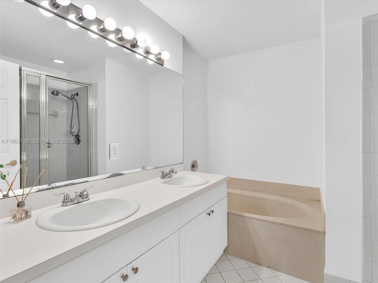 2237 NW 171st Ter, Pembroke Pines, FL 33028 Photo