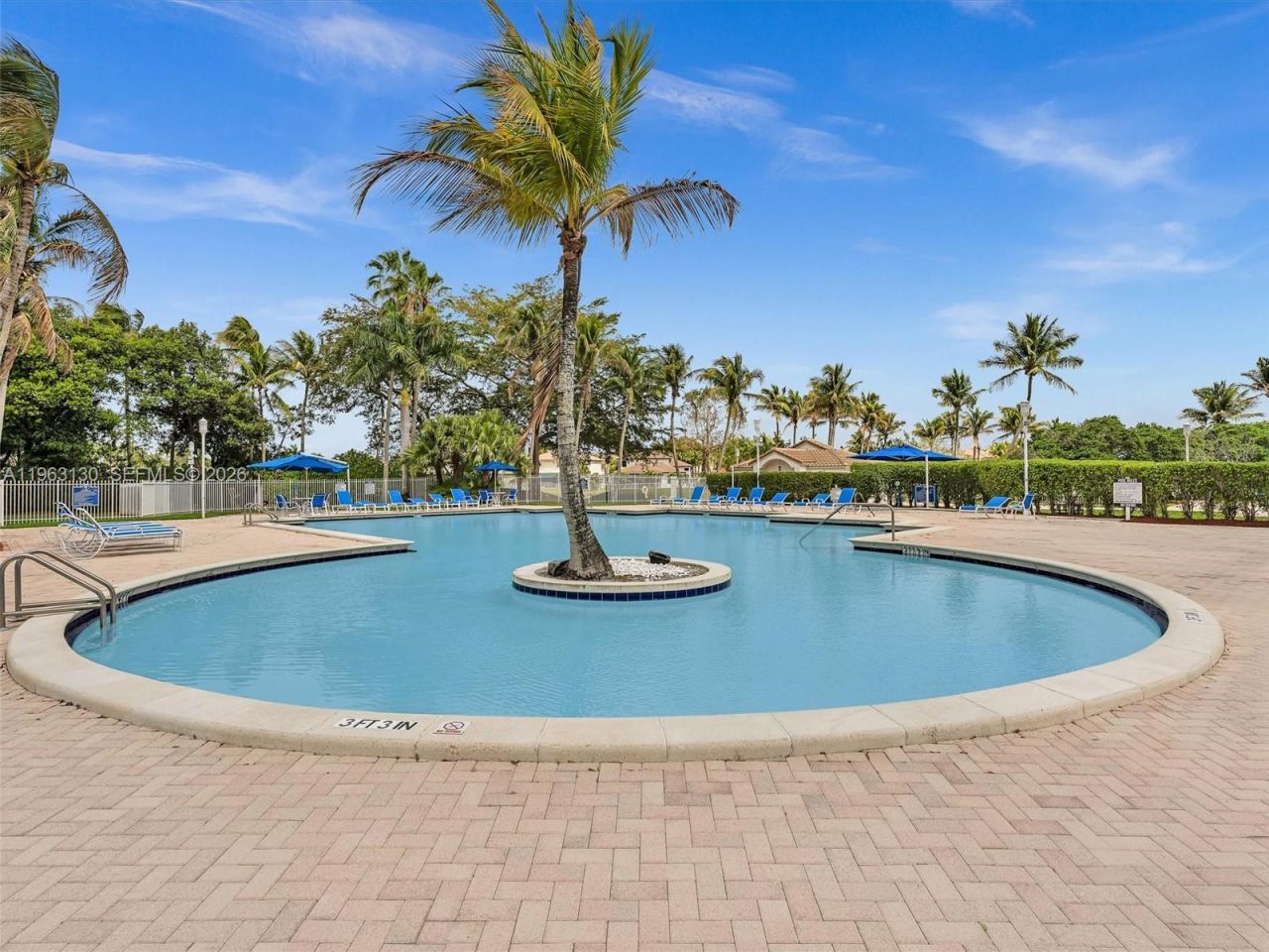 2237 NW 171st Ter, Pembroke Pines, FL 33028 Photo