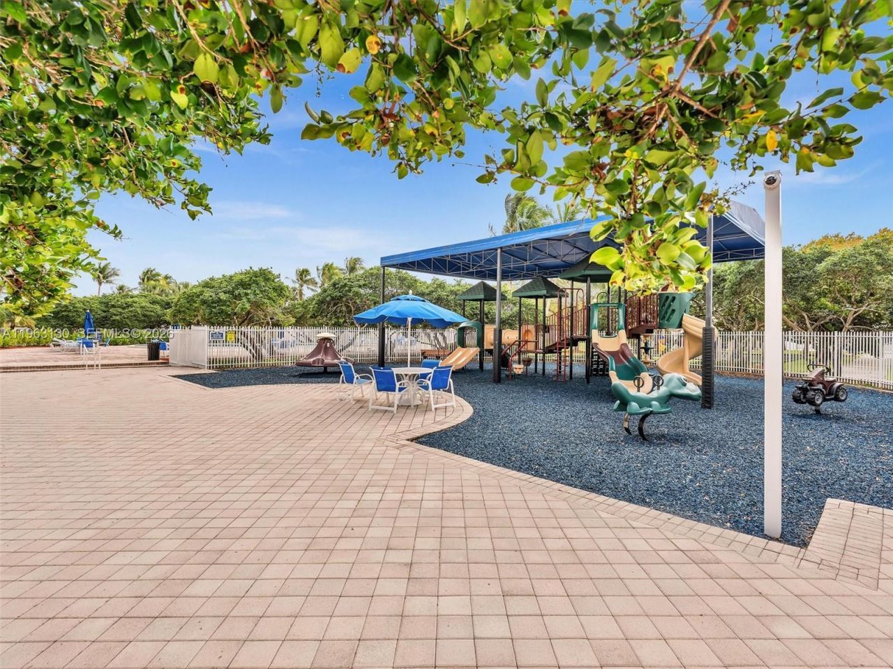 2237 NW 171st Ter, Pembroke Pines, FL 33028 Photo