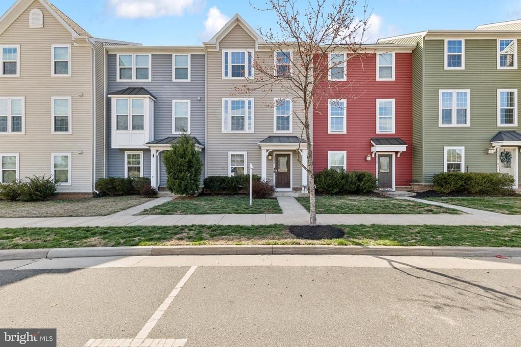 6530 Lafayette Avenue, Bealeton, VA 22712 Main Photo