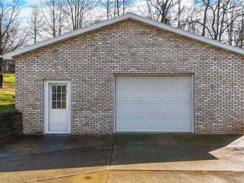 81 James Road, Fleming, OH 45729 Photo 5