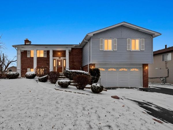 152 Oakhurst Road , Matteson, IL 60443