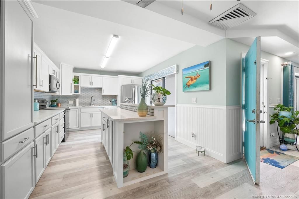 6057 SE Riverboat Drive, Stuart, FL 34997 Photo