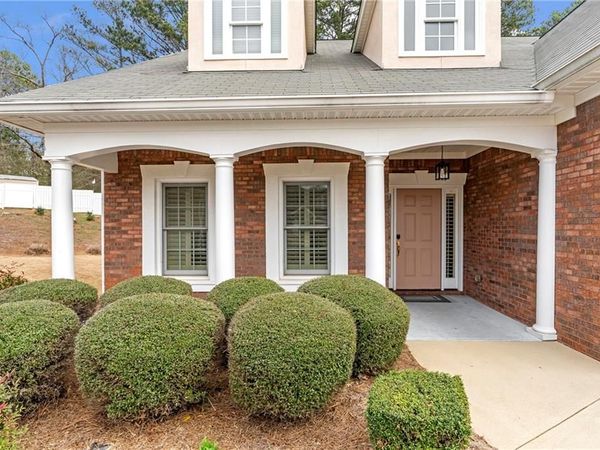 315 Lewisburg Drive, Mcdonough, GA 30253