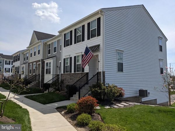 9 STOCKTON LANE, HATBORO, PA 19040