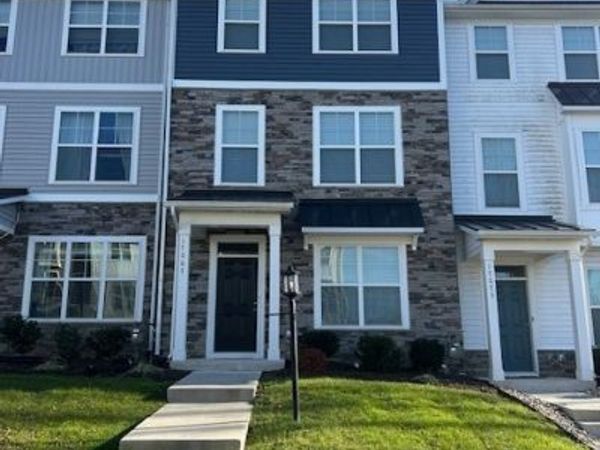 17067 Thornapple Court , Moseley, VA 23120