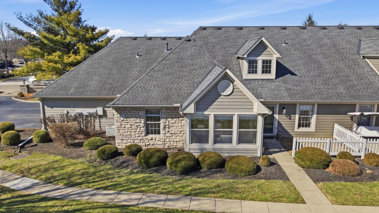 82 Stonington Circle, Newark, OH 43055 Main Photo