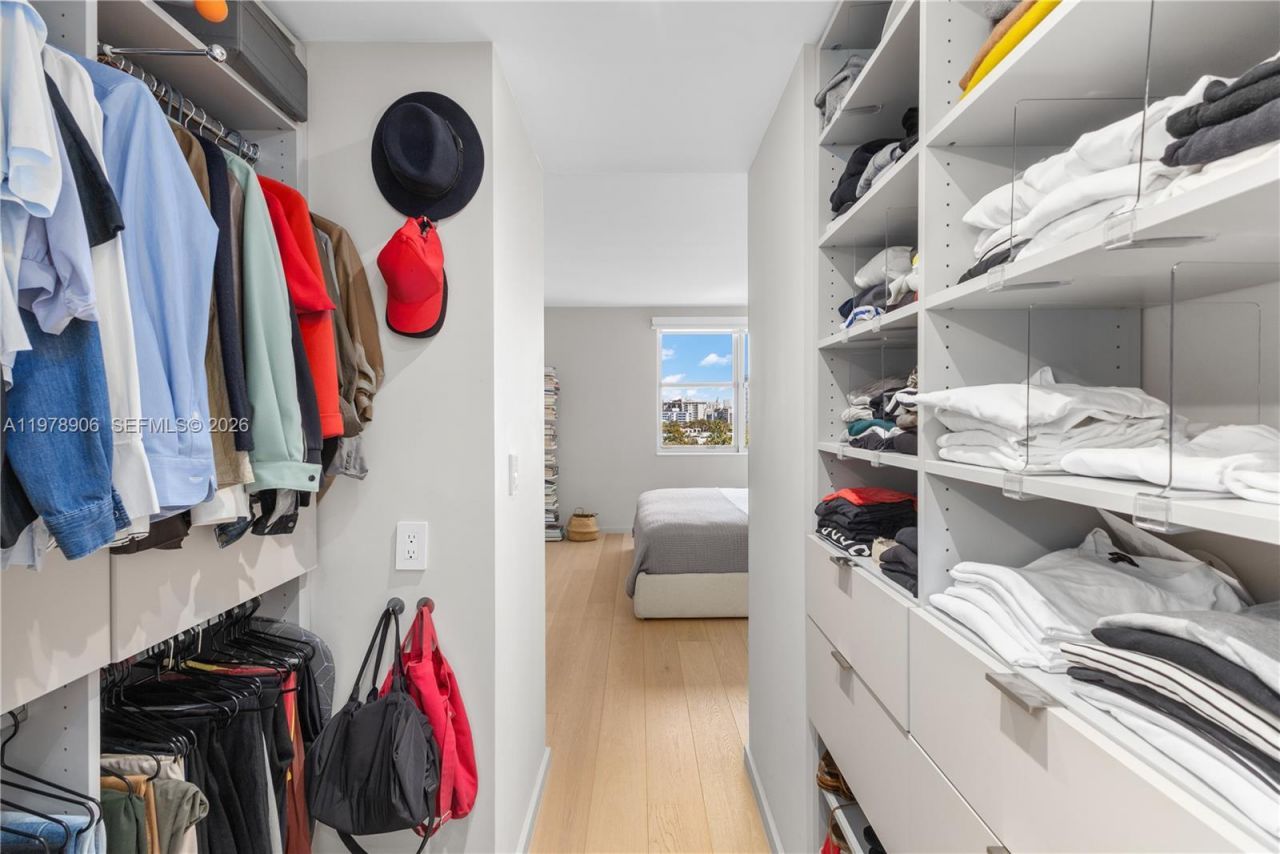 3 Island Ave , Unit 08L, Miami Beach, FL 33139 Photo