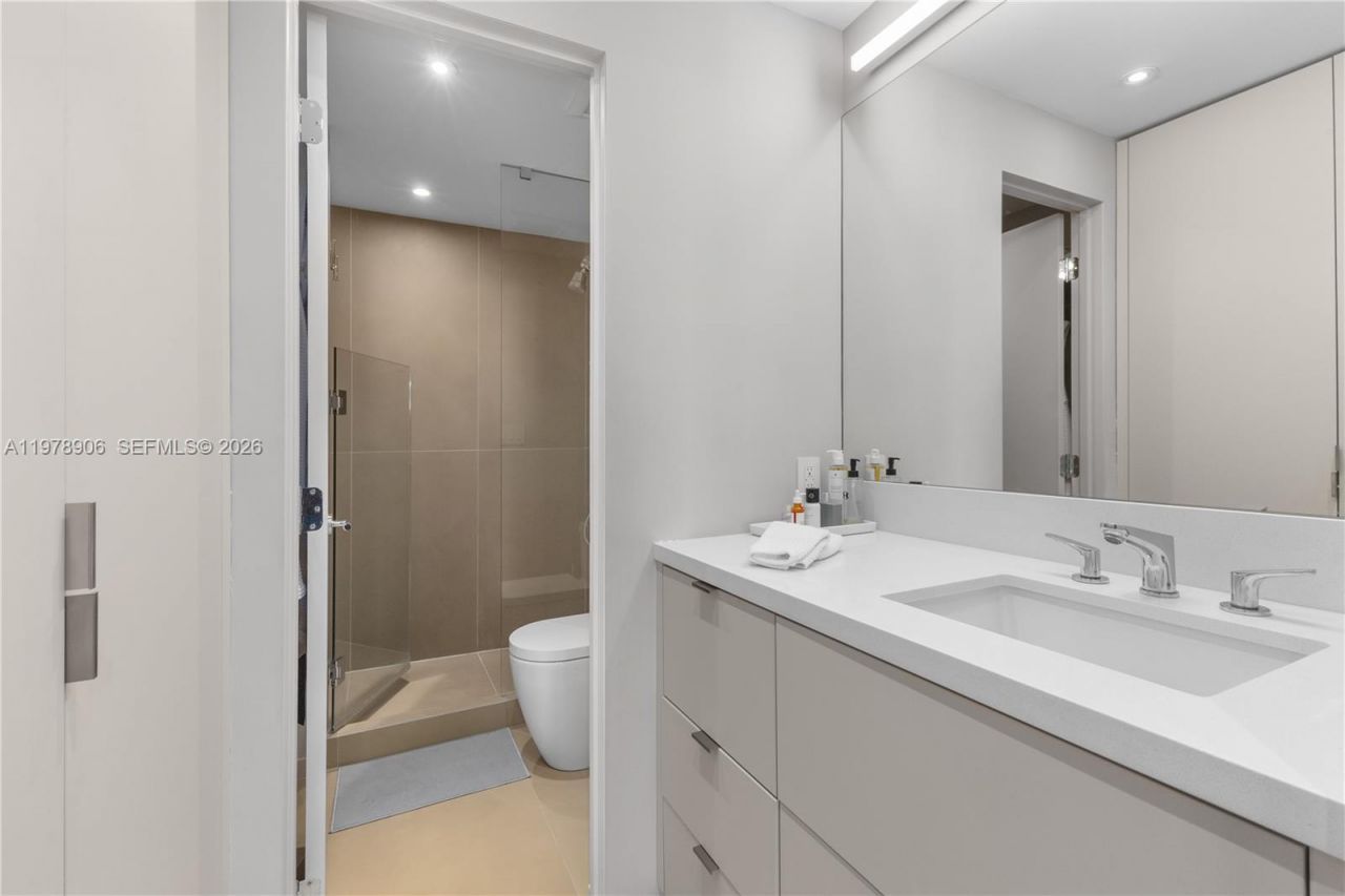 3 Island Ave , Unit 08L, Miami Beach, FL 33139 Photo