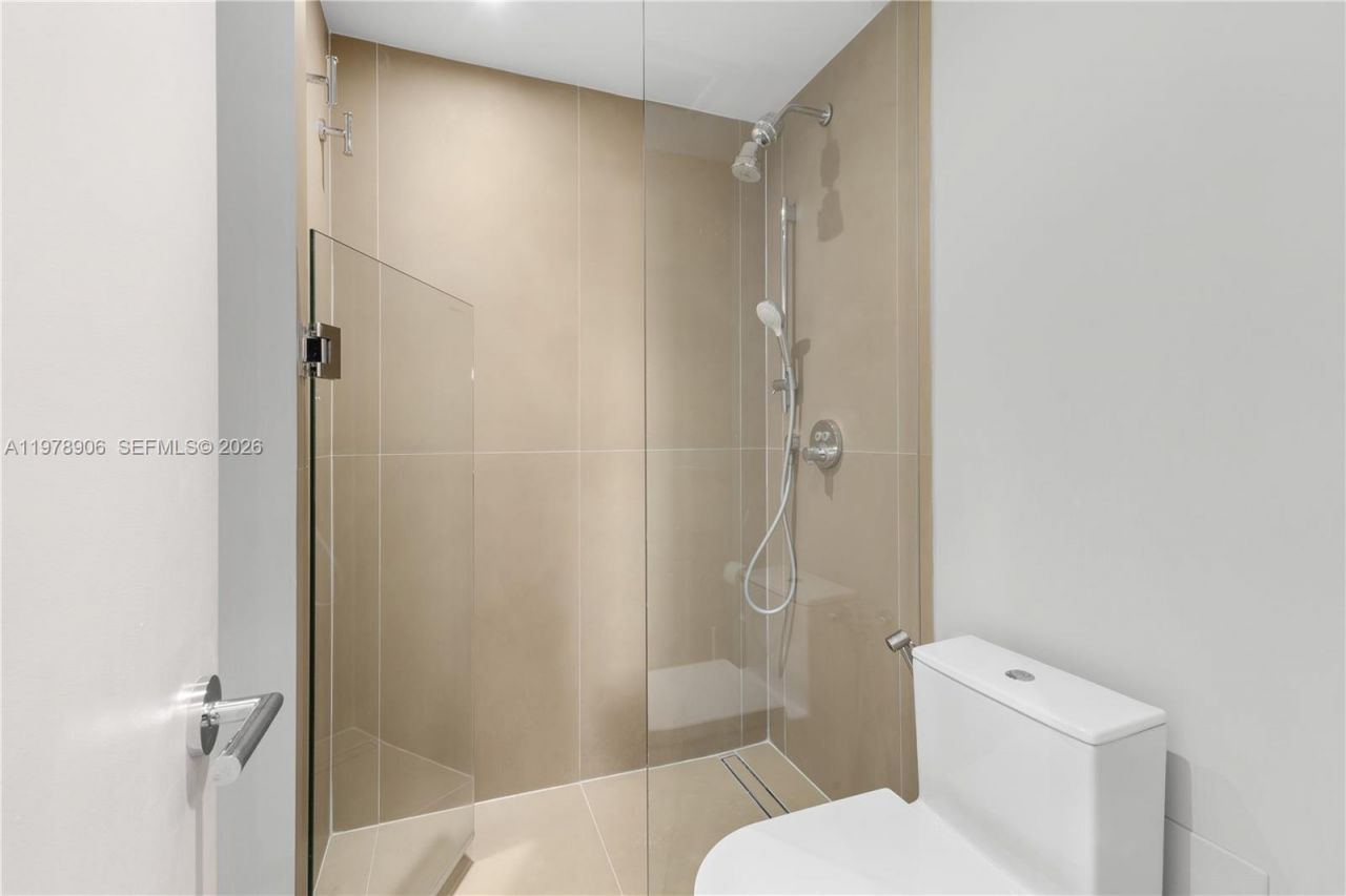 3 Island Ave , Unit 08L, Miami Beach, FL 33139 Photo