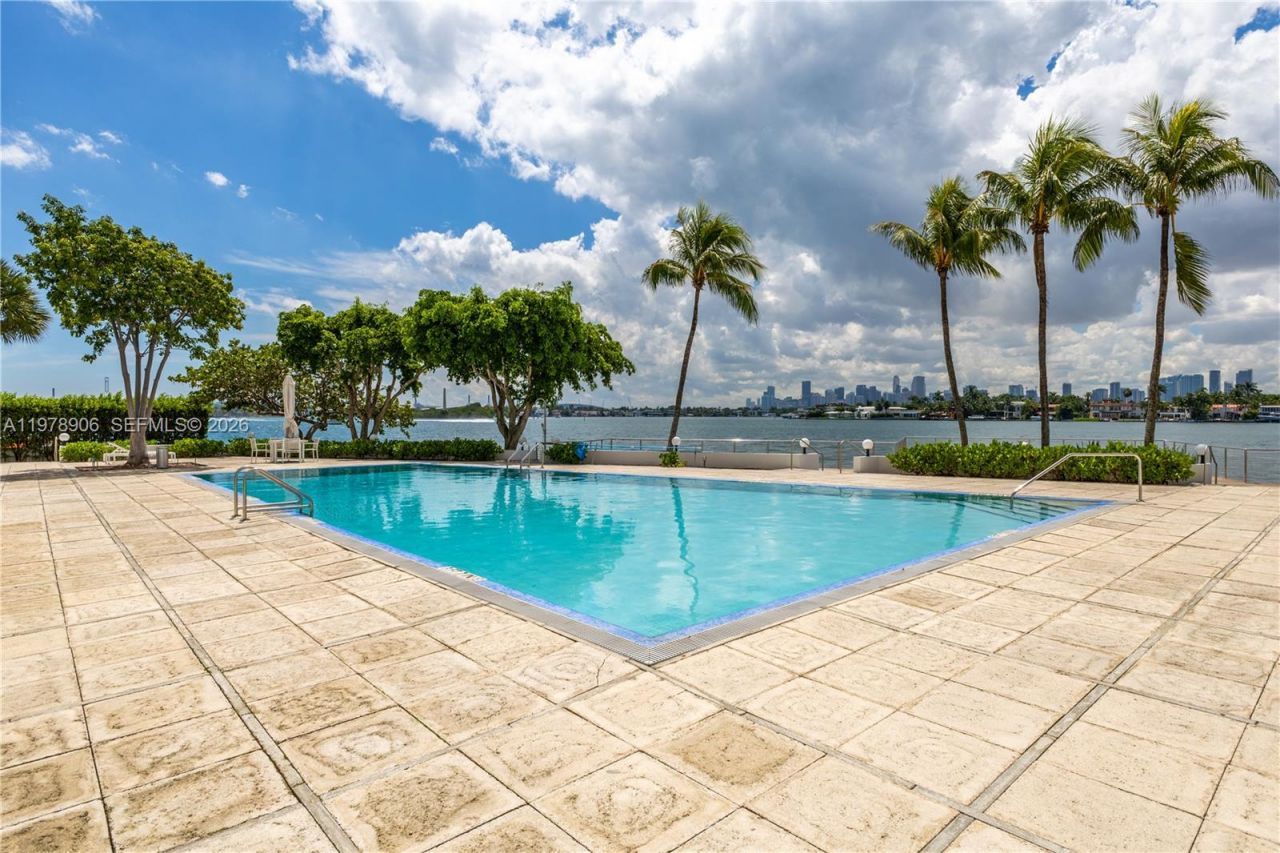 3 Island Ave , Unit 08L, Miami Beach, FL 33139 Photo