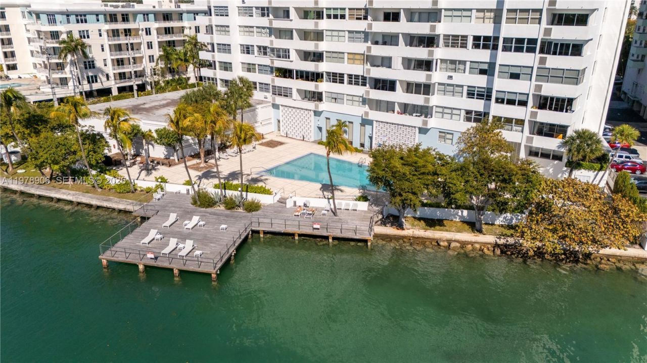 3 Island Ave , Unit 08L, Miami Beach, FL 33139 Photo