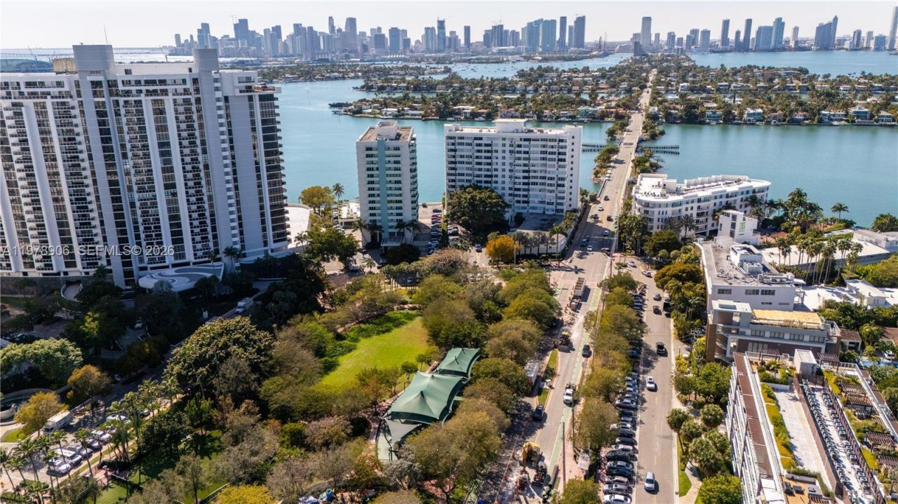 3 Island Ave , Unit 08L, Miami Beach, FL 33139 Photo