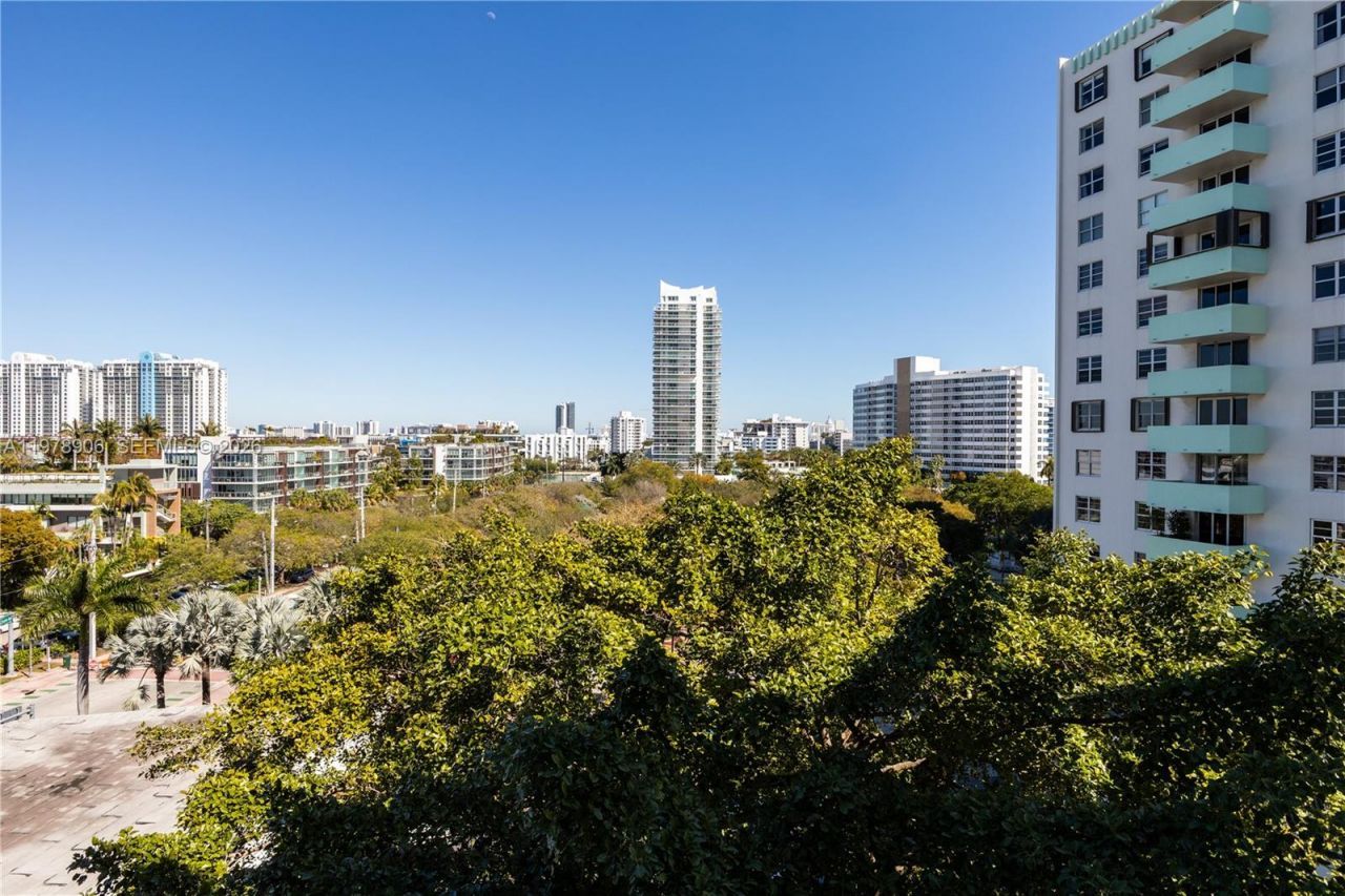 3 Island Ave , Unit 08L, Miami Beach, FL 33139 Photo