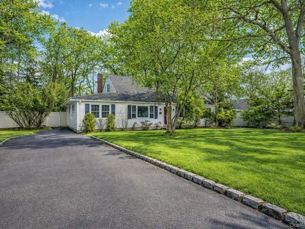 52 Grant Street, East Northport, NY 11731