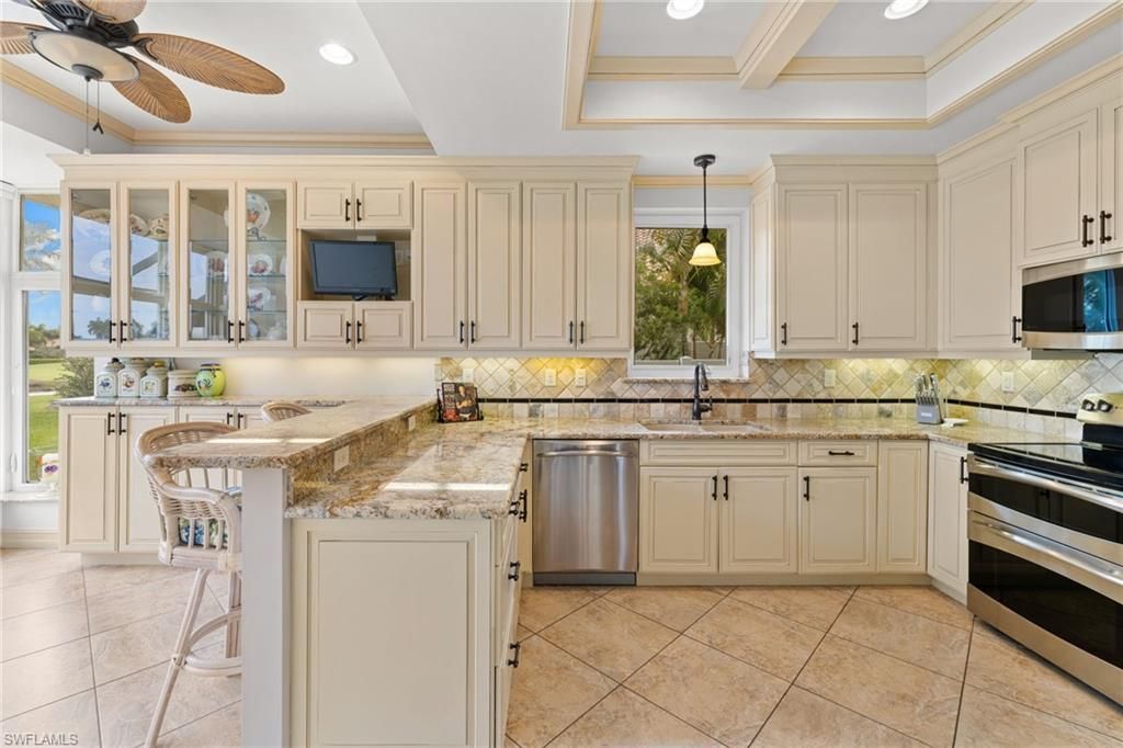 4753 Yacht Harbor Dr, Naples, FL 34112 Photo