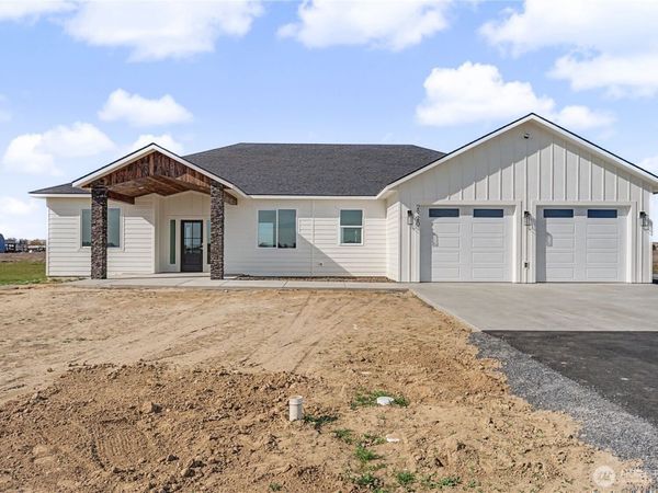 2920 NE Rd H, Moses Lake, WA 98837