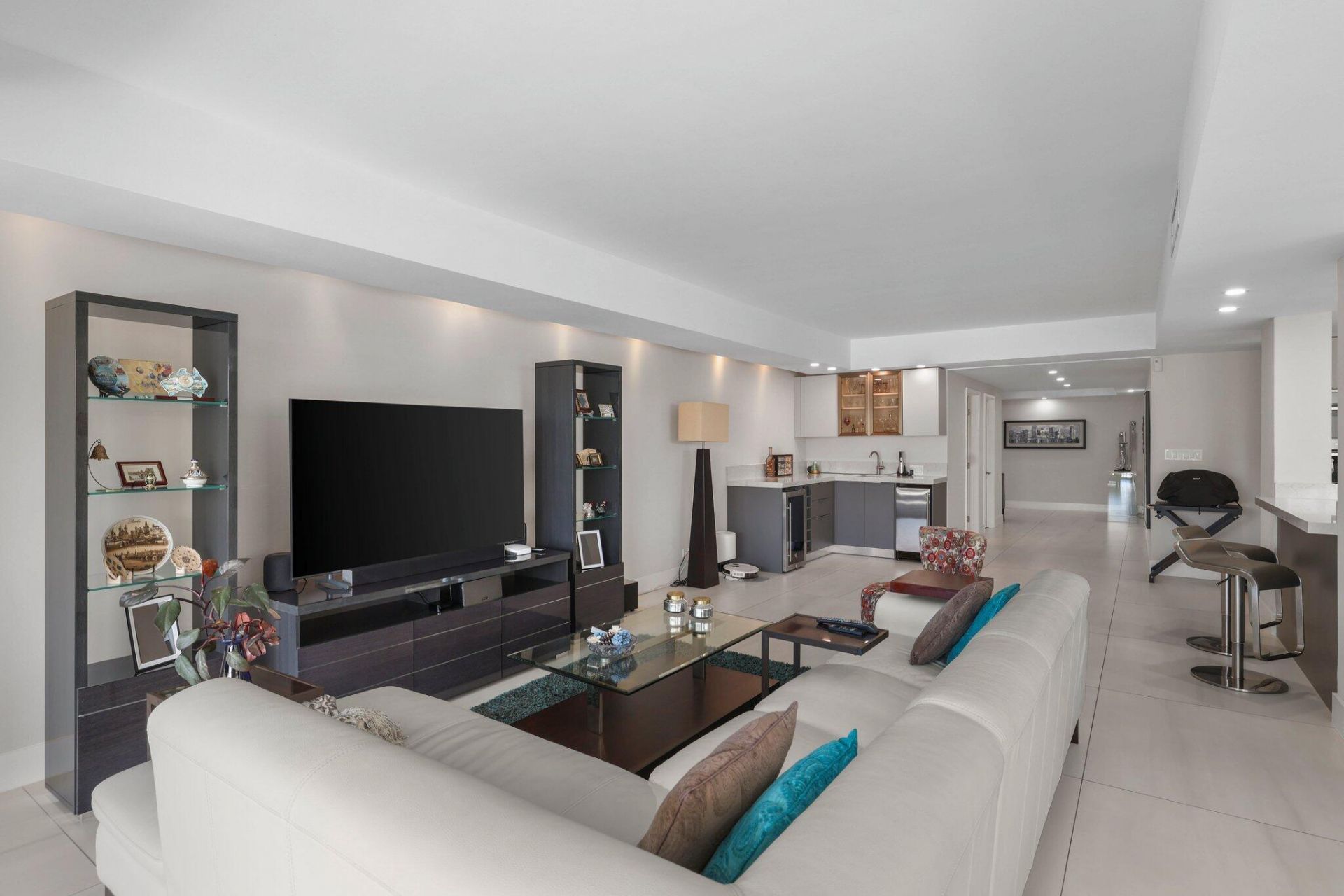 10180 W Bay Harbor Drive, Unit 2a, Bay Harbor Islands, FL 33154 Photo