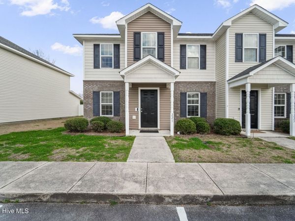 221 Glen Cannon Drive, Jacksonville, NC 28546