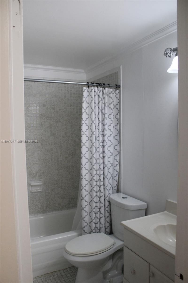 9410 W Flagler St, Unit 413, Miami, FL 33174 Photo