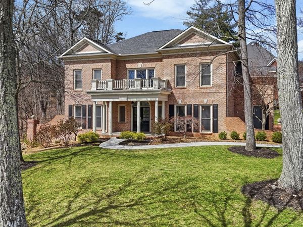 1054 Colonial Drive, Morristown, TN 37814