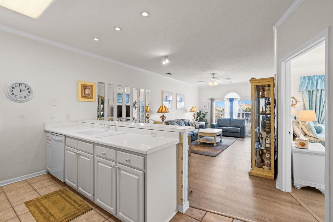 4518 N Plantation Harbour Dr. Photo 4