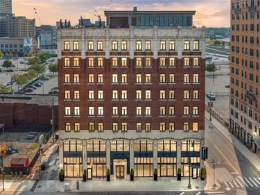 2233 Park Avenue, Detroit, MI 48201