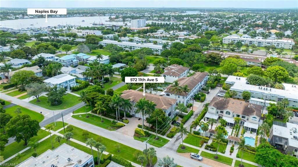 572 11th Ave S, Unit 2, Naples, FL 34102 Photo