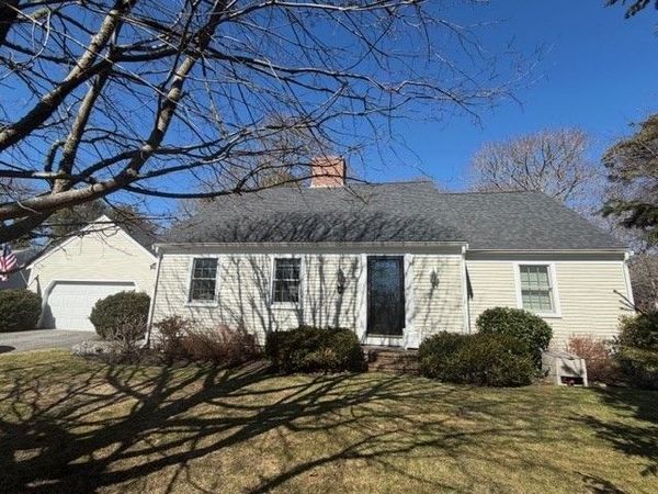 121 Eileen St, Yarmouth, MA 02675