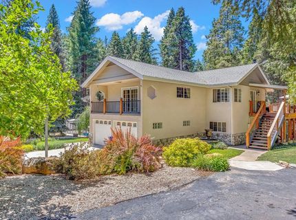 6878 Almanor Lake Estates Drive, Lake Almanor, CA 96137 Photo