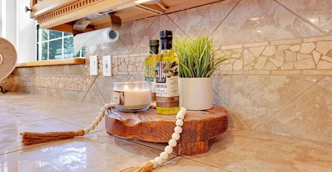 6878 Almanor Lake Estates Drive, Lake Almanor, CA 96137 Photo