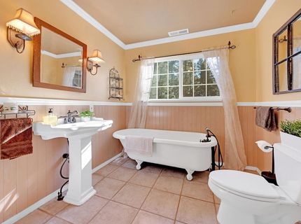 6878 Almanor Lake Estates Drive, Lake Almanor, CA 96137 Photo