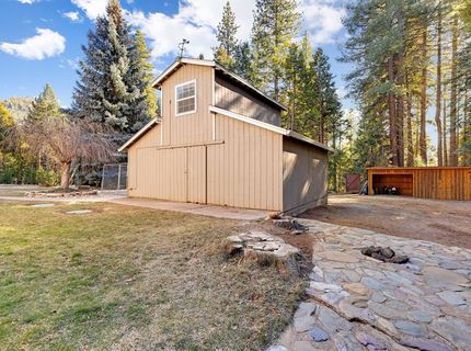 6878 Almanor Lake Estates Drive, Lake Almanor, CA 96137 Photo