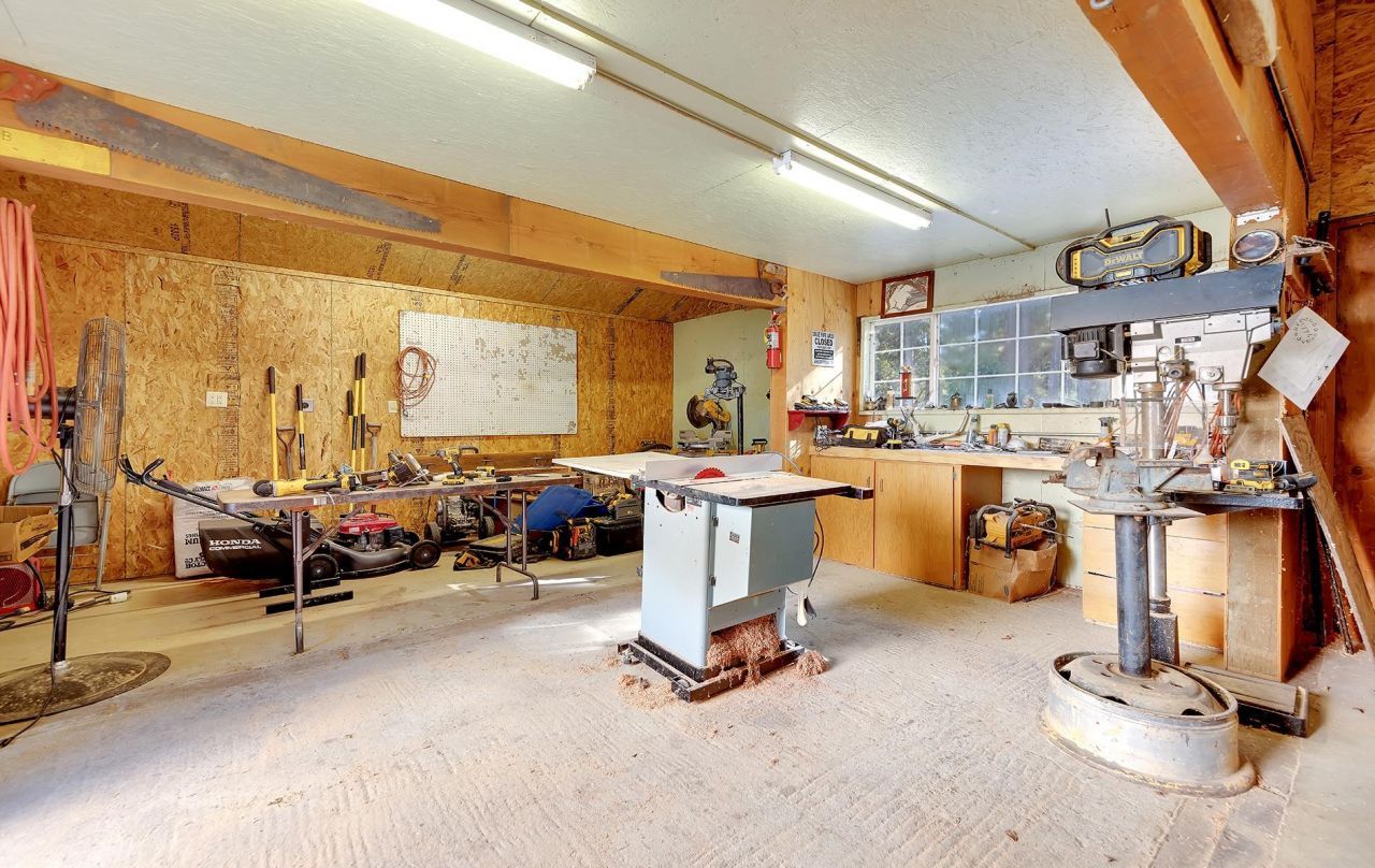 6878 Almanor Lake Estates Drive, Lake Almanor, CA 96137 Photo