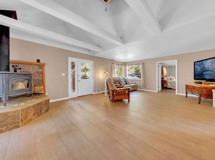 6878 Almanor Lake Estates Drive, Lake Almanor, CA 96137 Photo