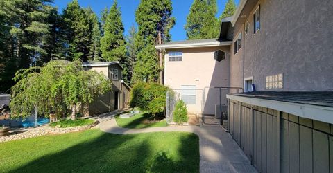 6878 Almanor Lake Estates Drive, Lake Almanor, CA 96137 Photo