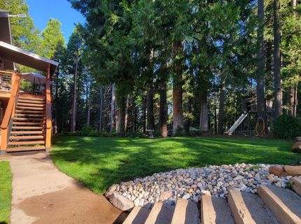 6878 Almanor Lake Estates Drive, Lake Almanor, CA 96137 Photo