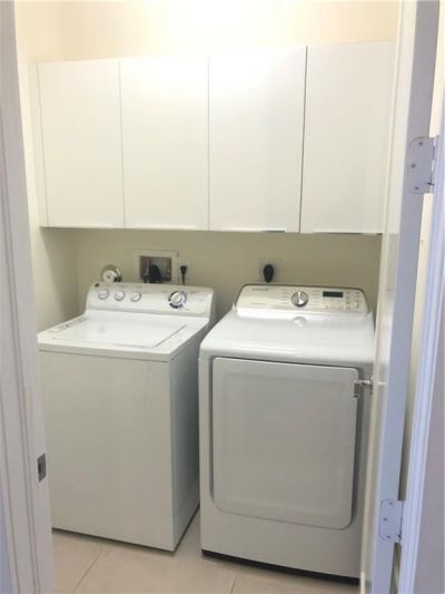 6326 NW 105th Place, Doral, FL 33178 Photo