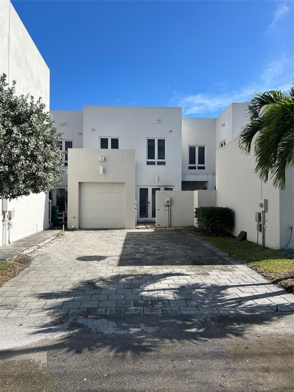 6326 NW 105th Place, Doral, FL 33178 Photo