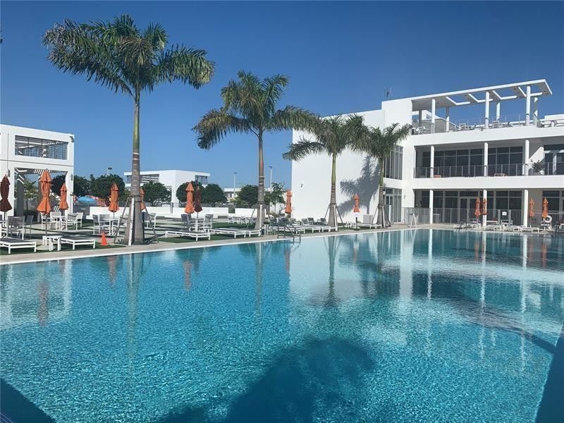 6326 NW 105th Place, Doral, FL 33178 Photo